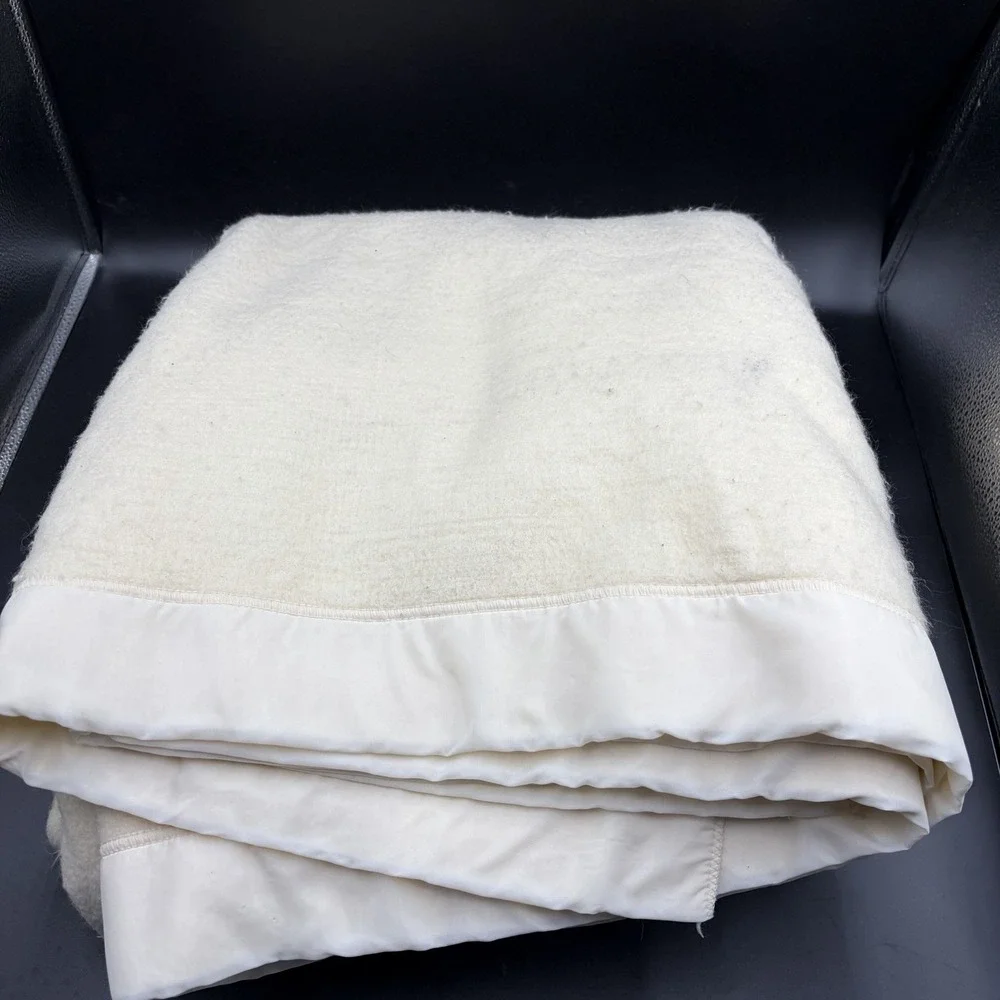 Vintage Cream Satin Trim 100% Acrylic 84x84 Blanket  Granny Core County